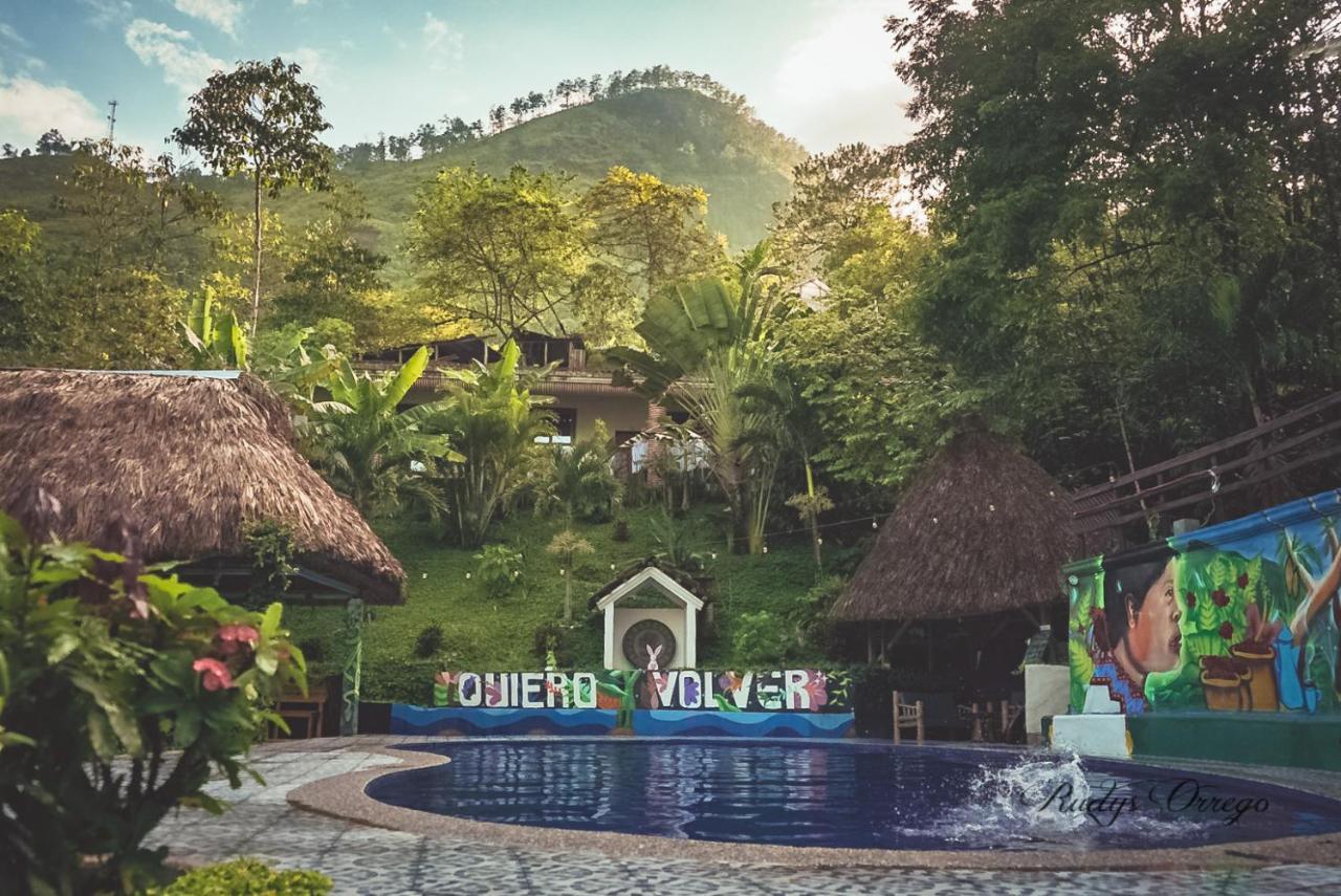 Vinas Hotel Lanquín Εξωτερικό φωτογραφία