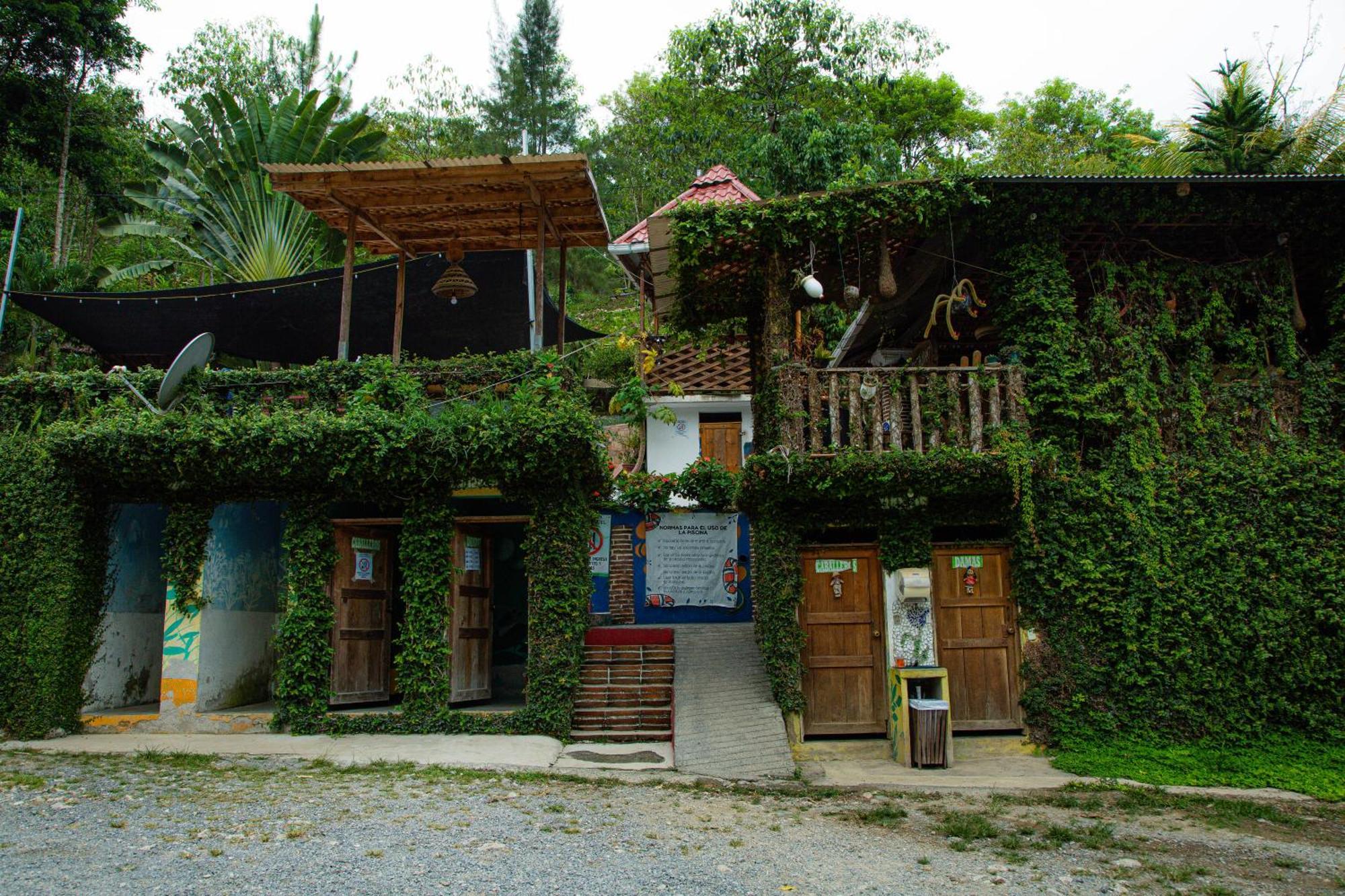 Vinas Hotel Lanquín Εξωτερικό φωτογραφία