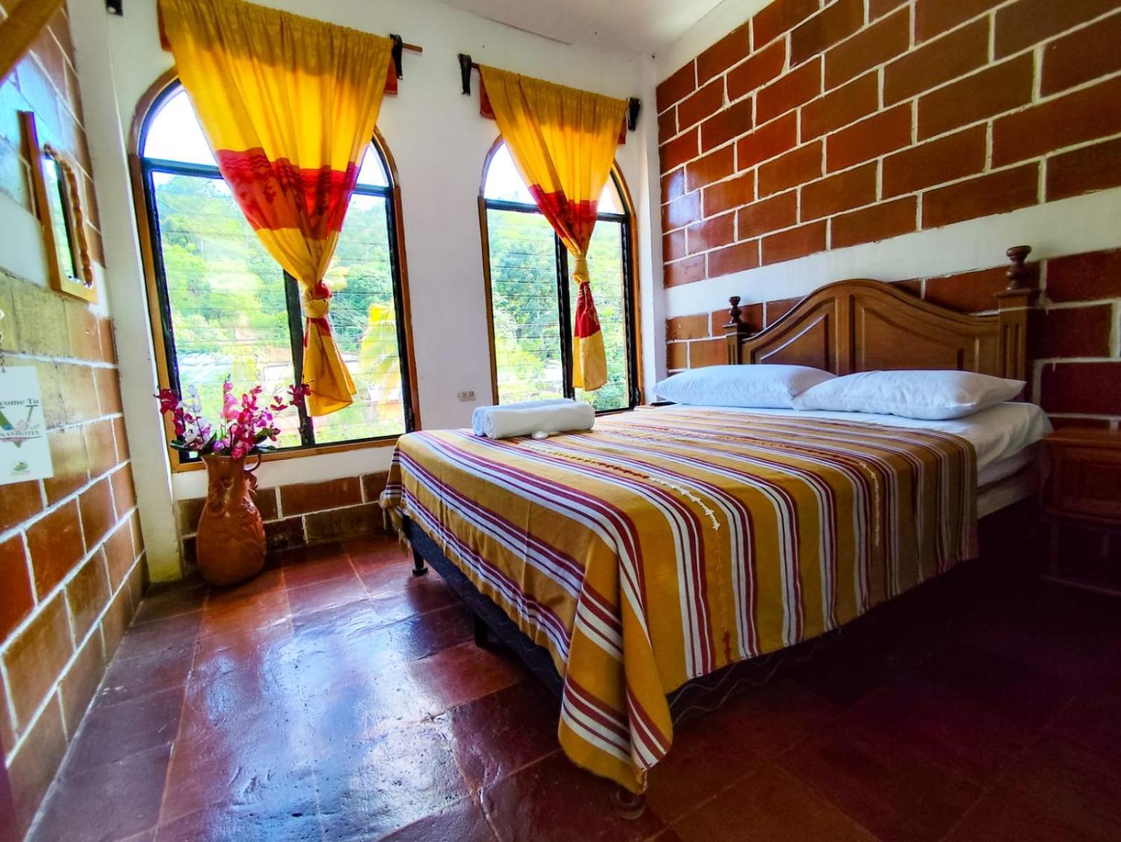 Vinas Hotel Lanquín Δωμάτιο φωτογραφία